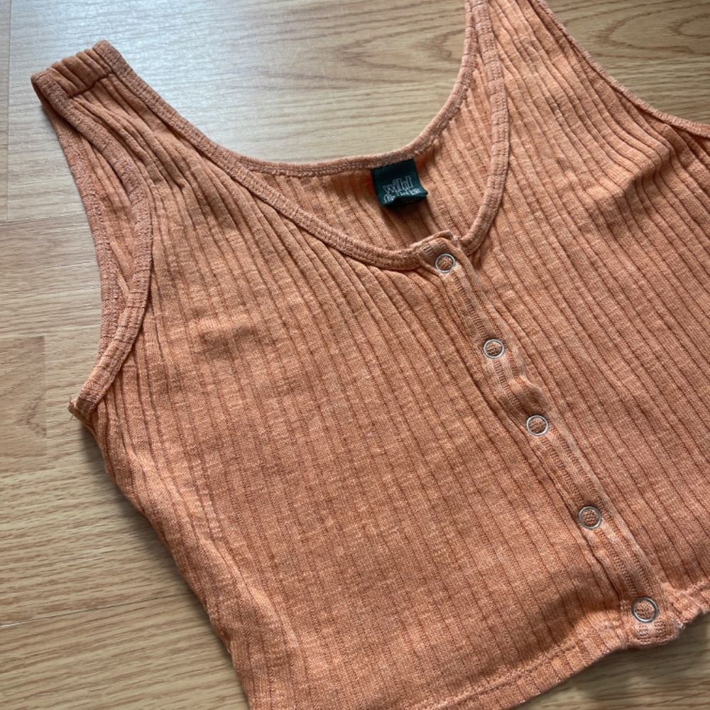 Wild Fable Orange Knit Cropped Sleeveless Button Up Top Size Medium - Picture 3 of 5